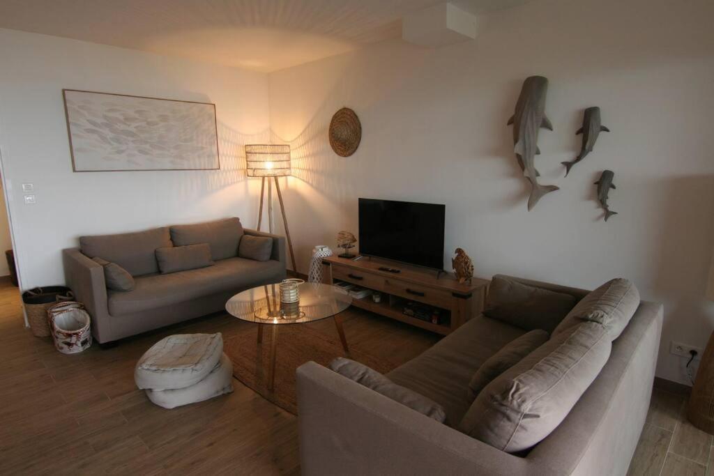 Ajaccio Maison Bord De Mer Dans Residence Avec Piscine Екстериор снимка